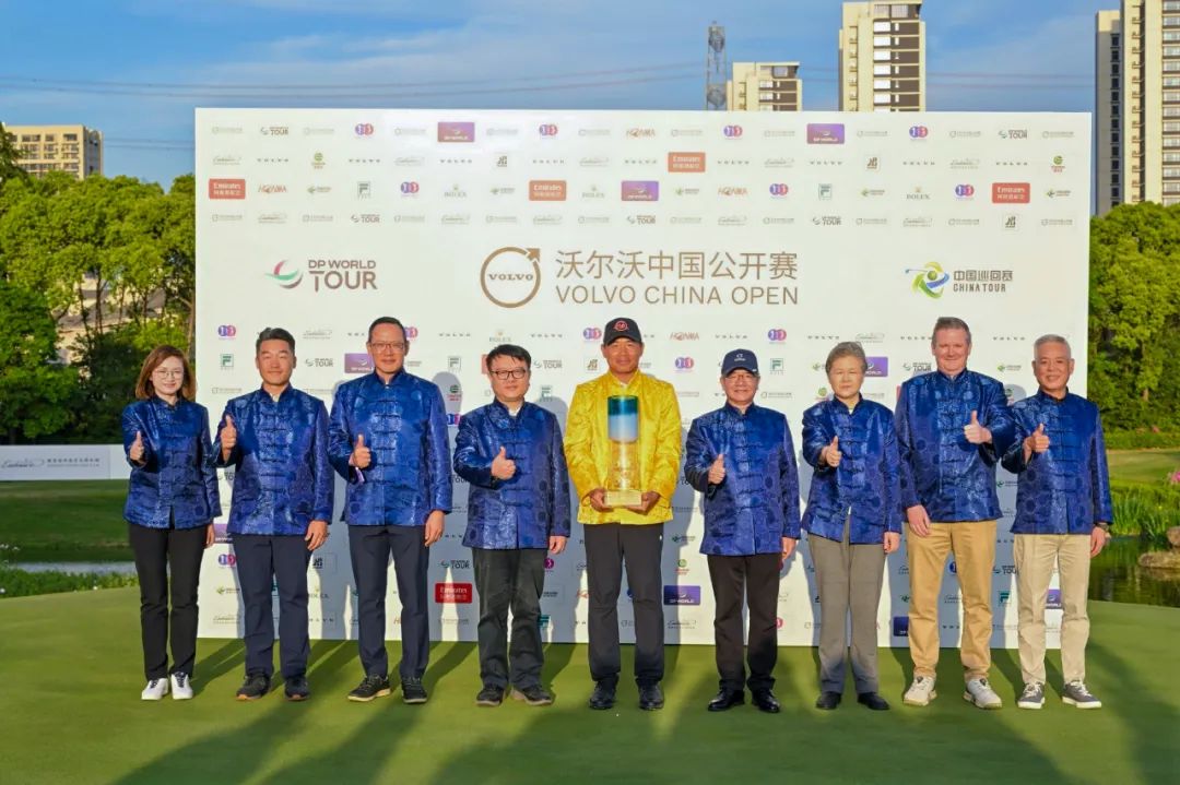 江南体育中心官网-包含亚洲高尔夫公开赛进入决赛阶段，中国选手领先的词条